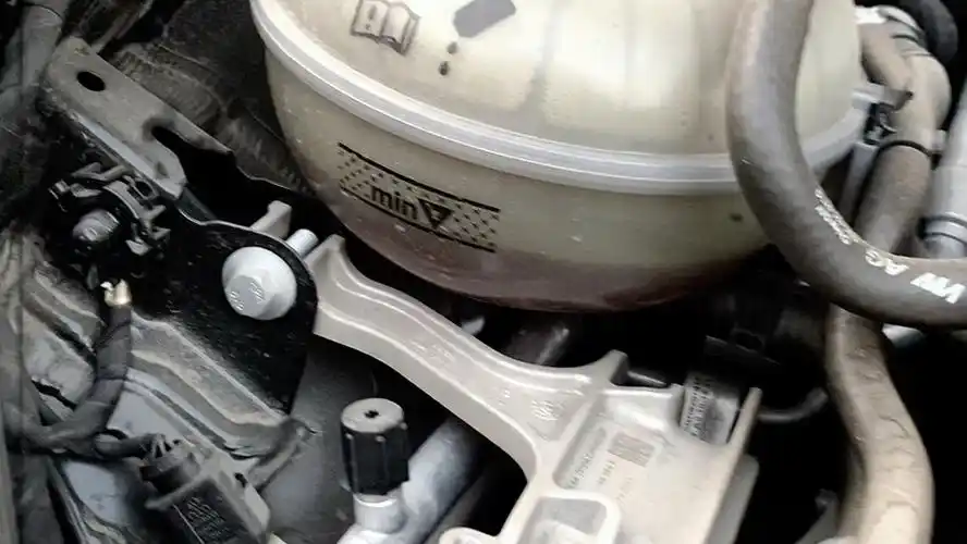 你的迈腾烧不烧冷却液呢?