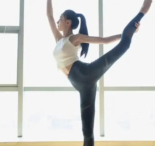 艺体女神张豆豆又晒出美照称自己为霸气的狮子网友评论亮了