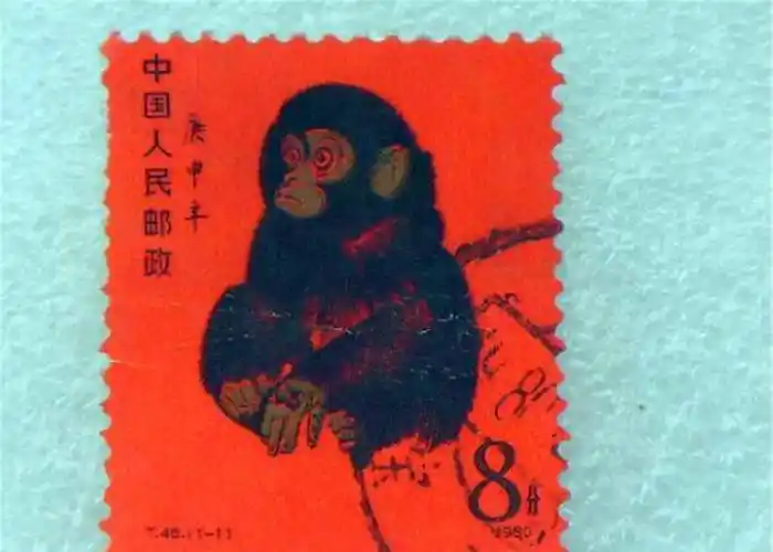 湖北男子曾用几十块钱买下1200枚邮票,40多年过去,如今价值千万