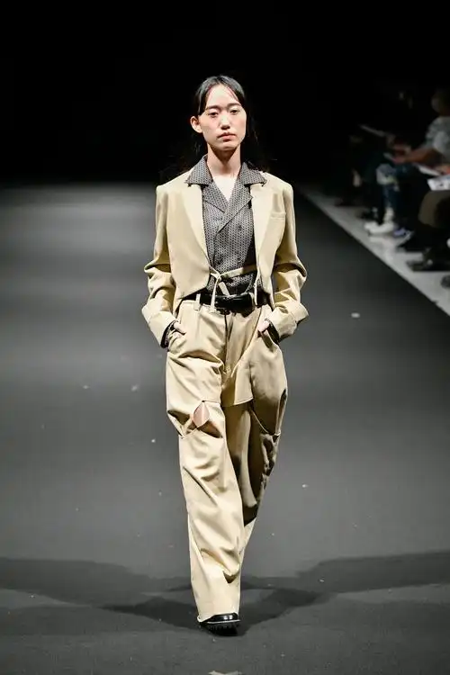 亚洲时装系列 2021年春季时装秀-服装资讯-订订单