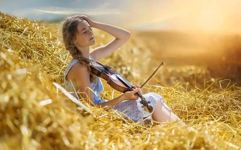 拉小提琴唯美美女图片壁纸 第5页-高清背景图-zol桌面壁纸