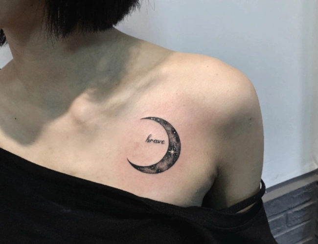 女生各部位月亮纹身图集给人无限的神秘感和想象空间11