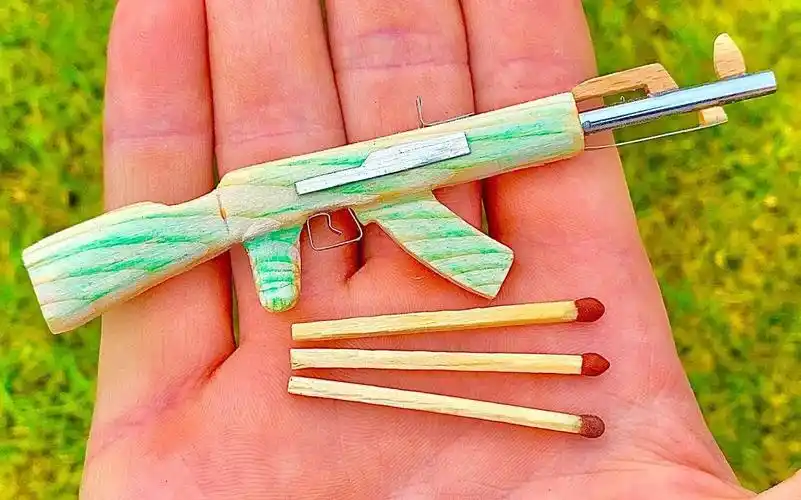 活动  【 手工 】制作可以发射的玩具枪