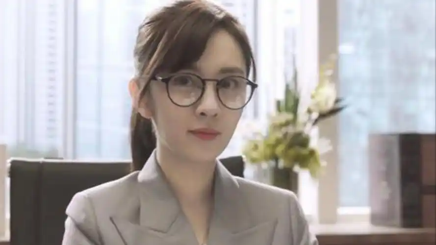 精英律师:我怀疑王晓晨是在装喝醉,假装打不开手机不结账,却不忘记要