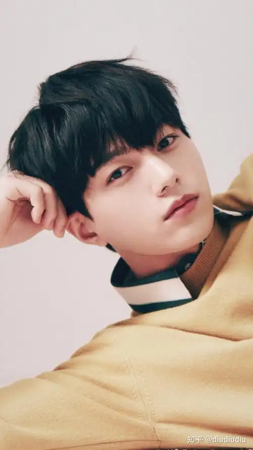 南韩有没有什么神仙颜值男爱豆?