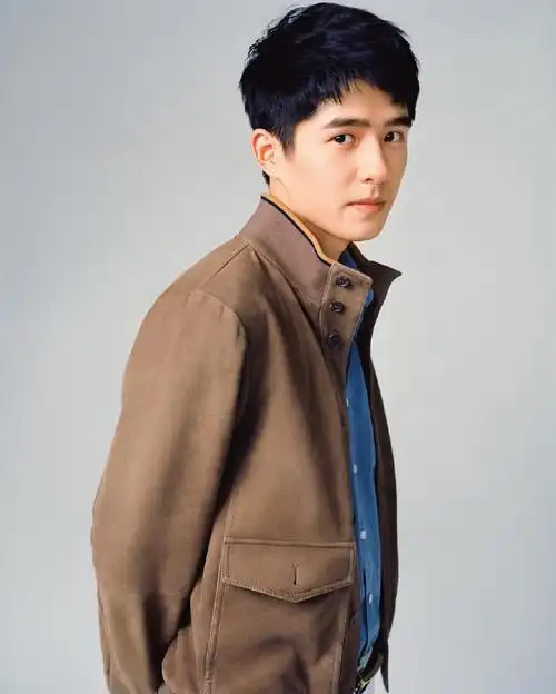 刘昊然酷帅广告大片写真图片