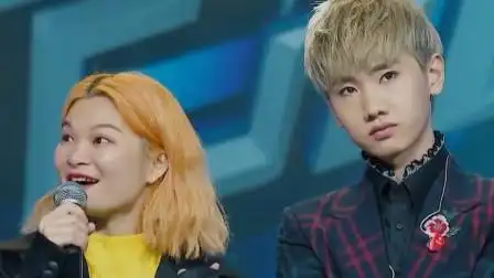 汪苏泷公开表白苏运莹,表示欣赏她的才华,苏运莹脸都红了