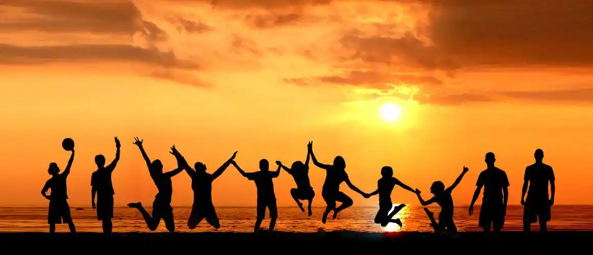 追问 这跳的太夸张了,不要打篮球的,正常站姿就行,就貌似古惑仔一帮人