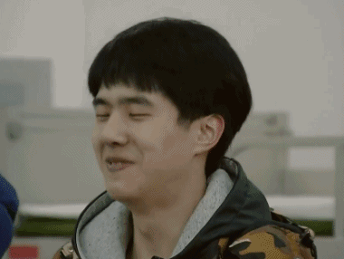 刘昊然小鲜肉帅哥gif动图_动态图_表情包下载_soogif