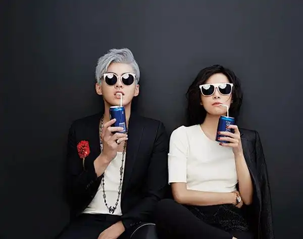 徐静蕾吴亦凡时尚大片