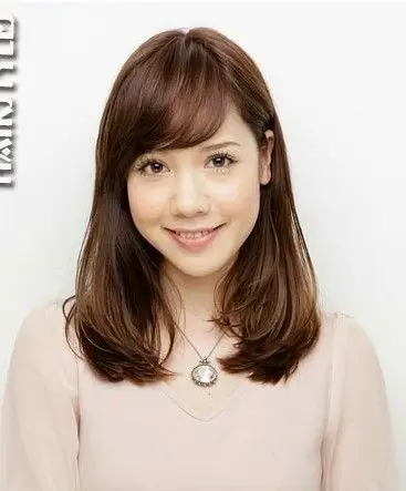 斜刘海发型图片