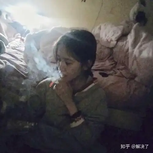 抽烟的女生是什么样的女生?