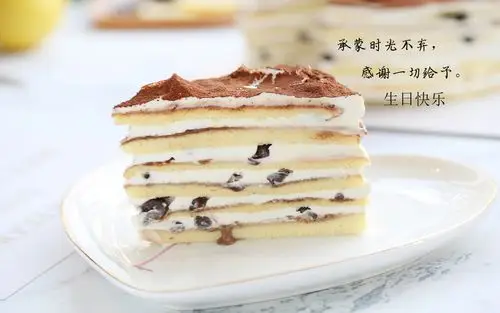 含蓄幽默表达自己生日的说说图片