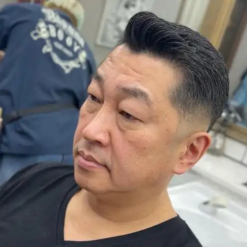 自然堂|四五十岁的男人别总剪板寸,这几款发型帅气有型,轻松摆脱油腻