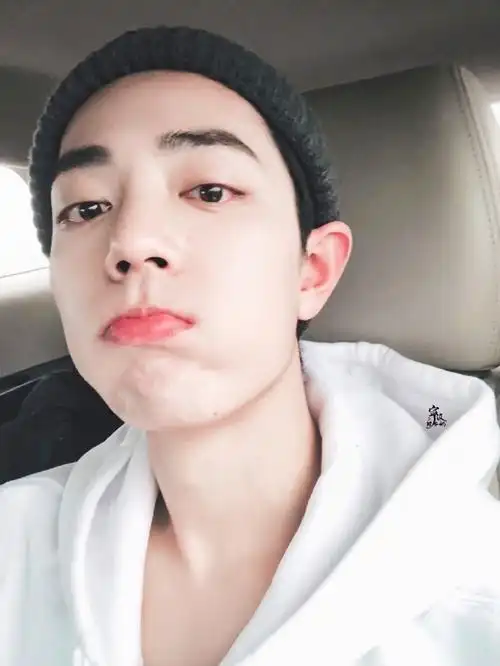 嫩嫩奶萌萌的!@x玖少年团肖战daytoy#肖战##日常见肖战