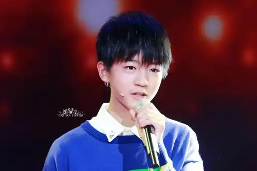 2014tfboys录制《过年七天乐》_高清图片大全-爱豆app