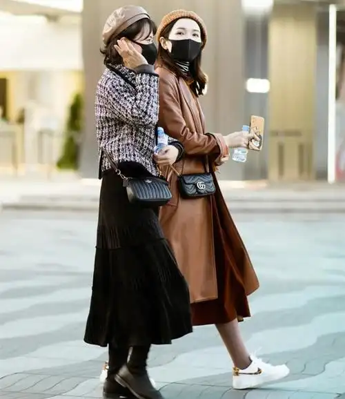 悦街拍穿搭2022,2021时尚穿搭街拍图 - 寰宇万象 - 深度评析