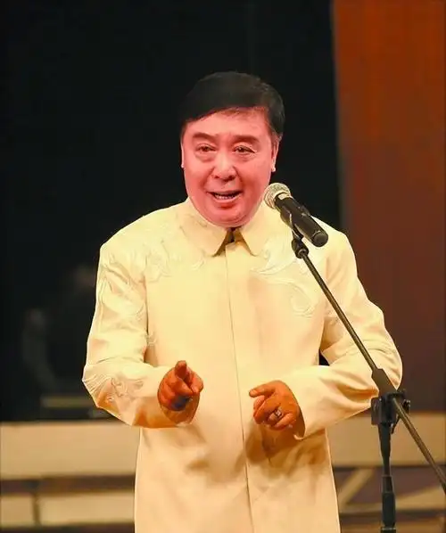 师胜杰逝3年,女儿定居在美国,遗孀宋艳选择令人泪目|侯宝林|相声界