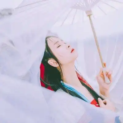 唯美古风女头高清 白衣唯美古风女生头像