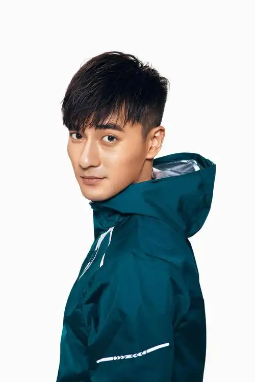 郑凯帅气运动风时尚写真高清图片