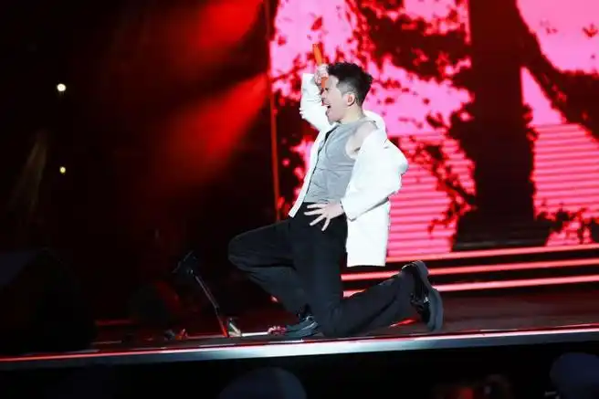 萧敬腾上海演唱会预售##萧敬腾野生巡演官宣无锡站