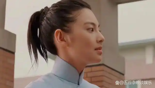 长江七号中女主角是张雨绮.