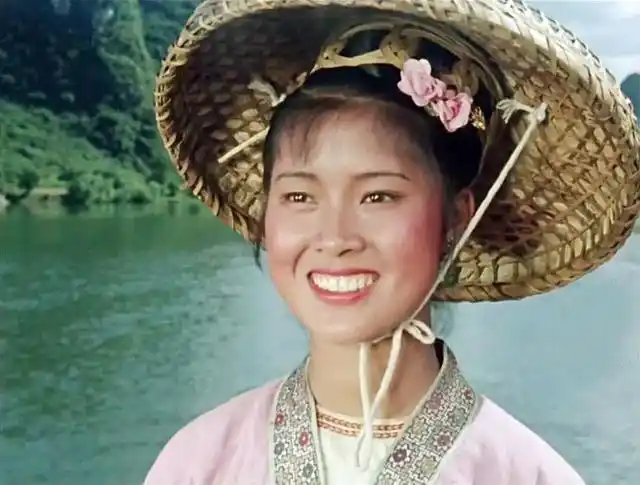 黄婉秋走了,《刘三姐》中那段令人动容的表演,至今仍然让人难忘