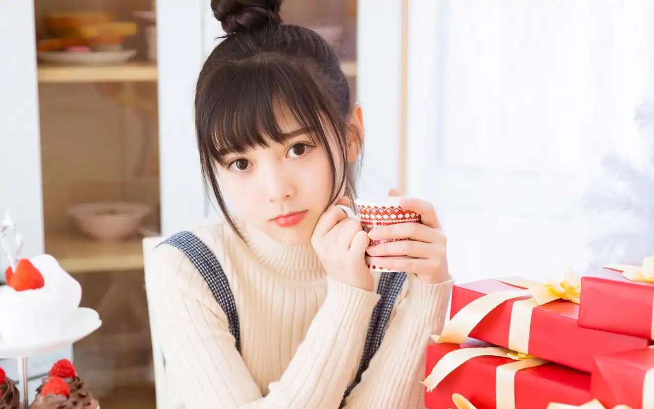 丸子头少女居家唯美文艺写真图片壁纸