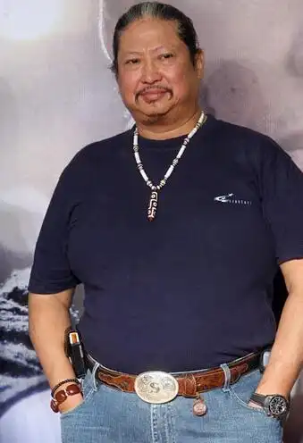 【图】洪金宝年轻肌肉照曝光 新片搭档合作彭于晏