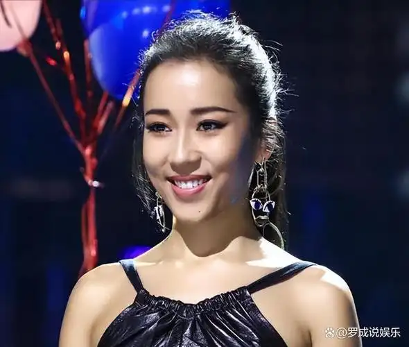 吉克隽逸形象崩塌,"黑美人"遭网友指责:非他人之过