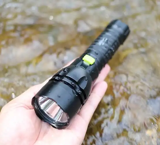 q5 led白光光潜水手电筒水下防水远射强光单档补光夜潜照明灯