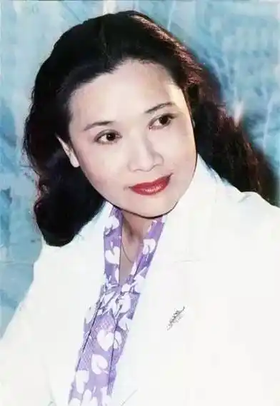 "中国十大女歌唱家"朱逢博经典老歌大全,内附精美相册,太珍贵了!