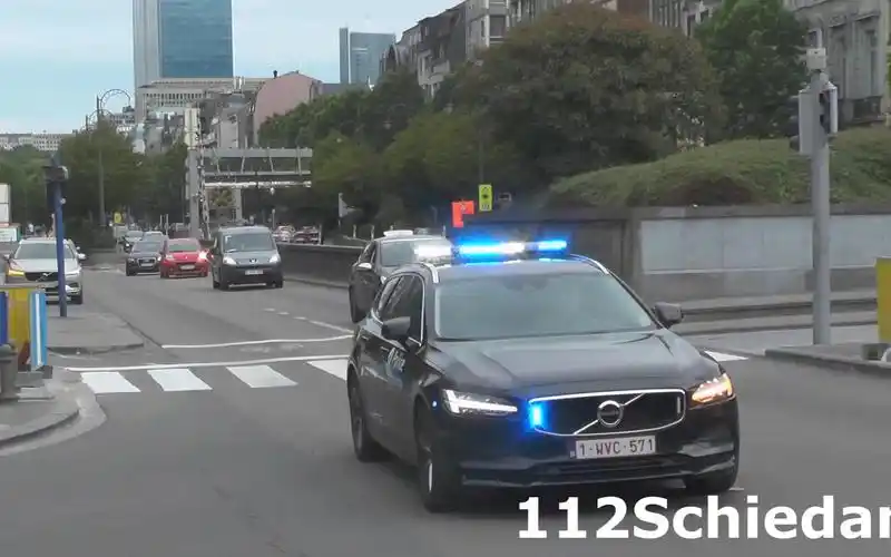 比利时警方反恐部门无标识警车