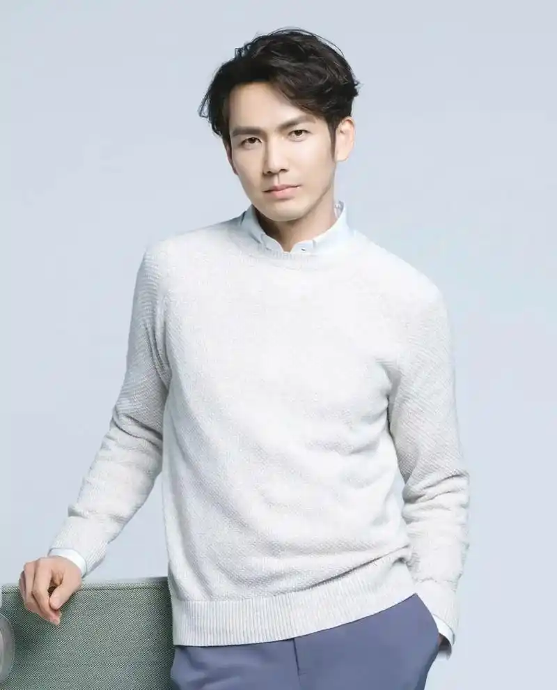 《张居正》开始选角,网友票选的五强名单:  胡歌,黄晓明,钟汉良,王凯