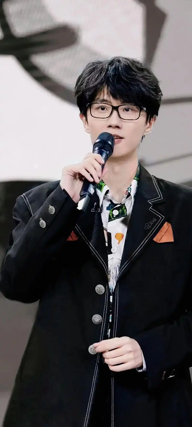 许嵩 #许嵩照片 #爱豆 不得不爱@dou 小助手 - 抖音