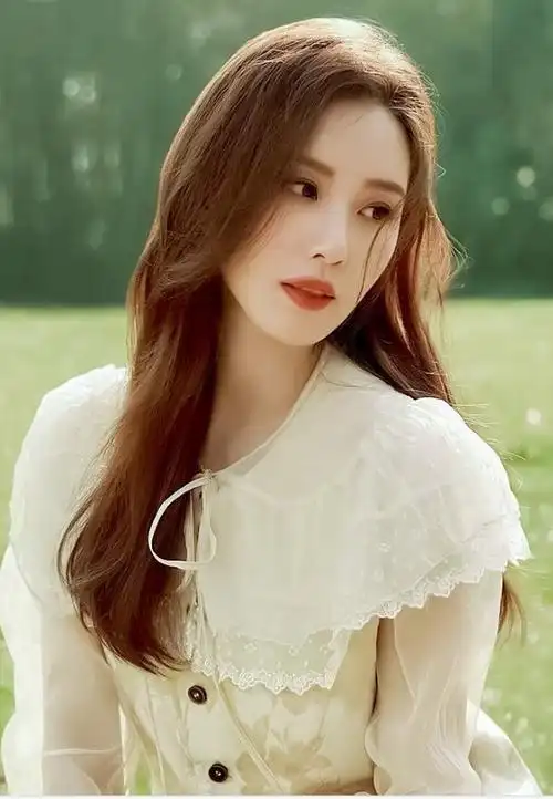 刘诗诗不愧是天选古人,荧幕颜值超凡脱俗,真的美得不像话