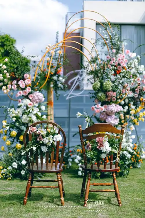 西式婚礼现场布置注重环境和礼仪-深礼堂·艺术中心_一站式婚礼会馆