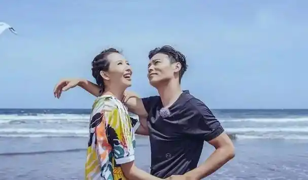 傅晶个人资料老公