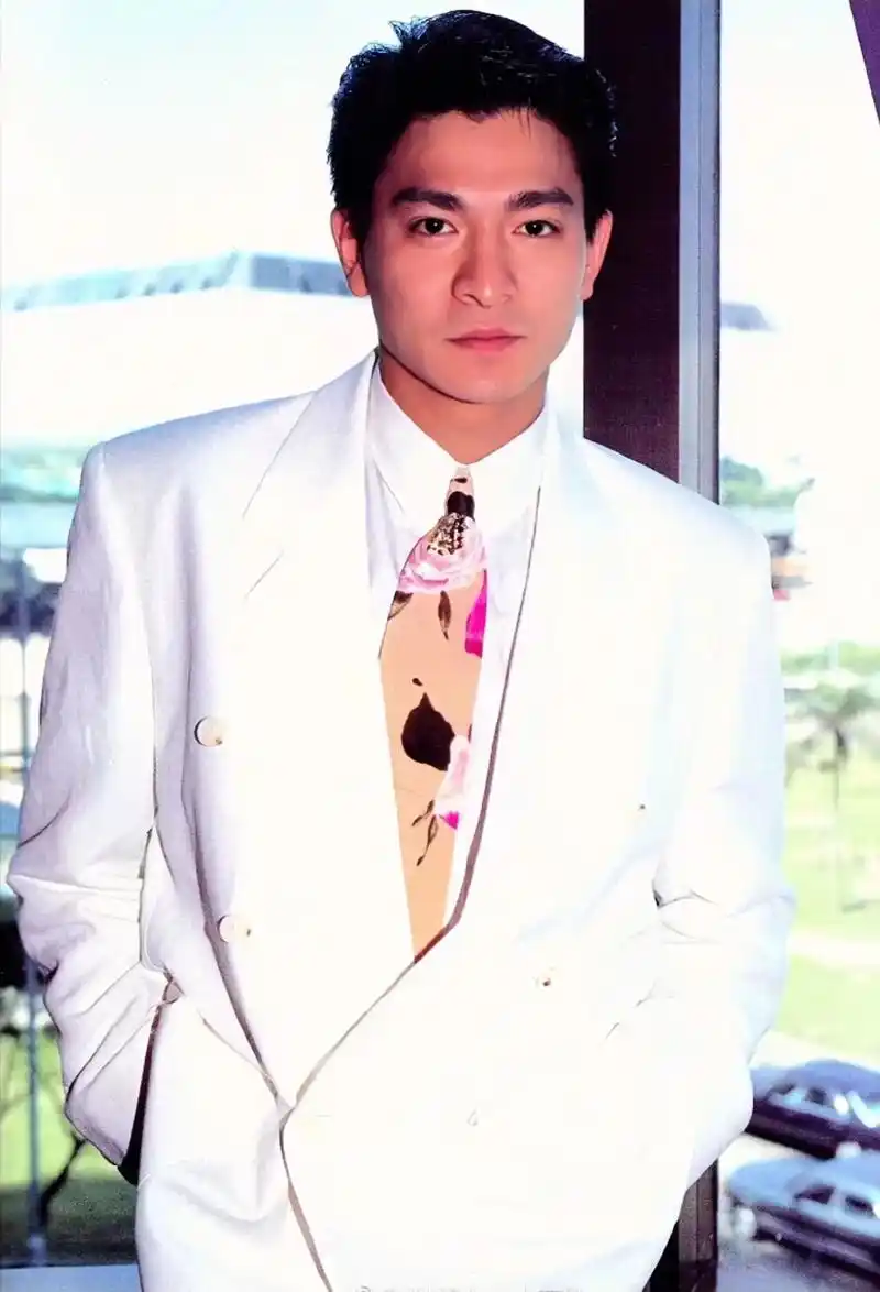 刘德华全身相片 - 抖音