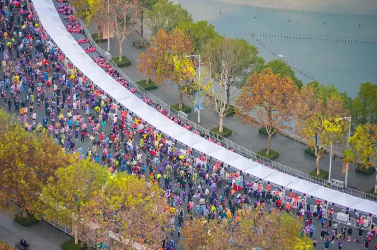 2020年南京马拉松,四名选手成绩进入2小时10分