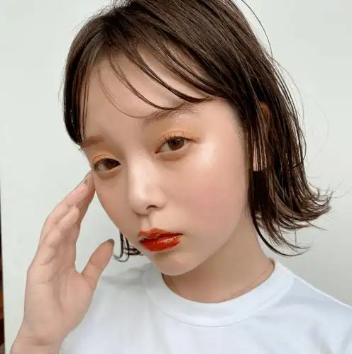 头发油,2021年已成为时尚_刘海