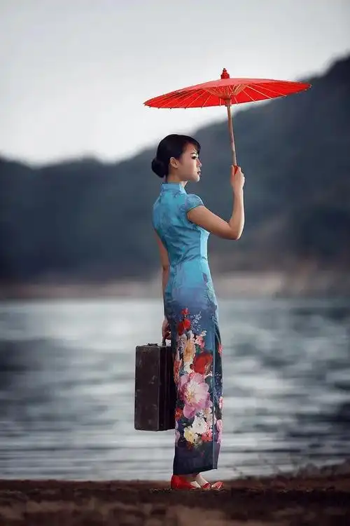 旗袍,江南烟雨不及你