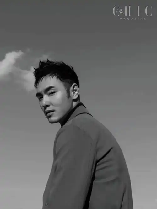 沉寂十年阮经天这次彻底杀疯了