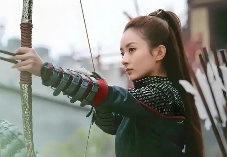 星光熠熠巨星赵丽颖央视总台电视剧片单与凤行神仙爱情剧