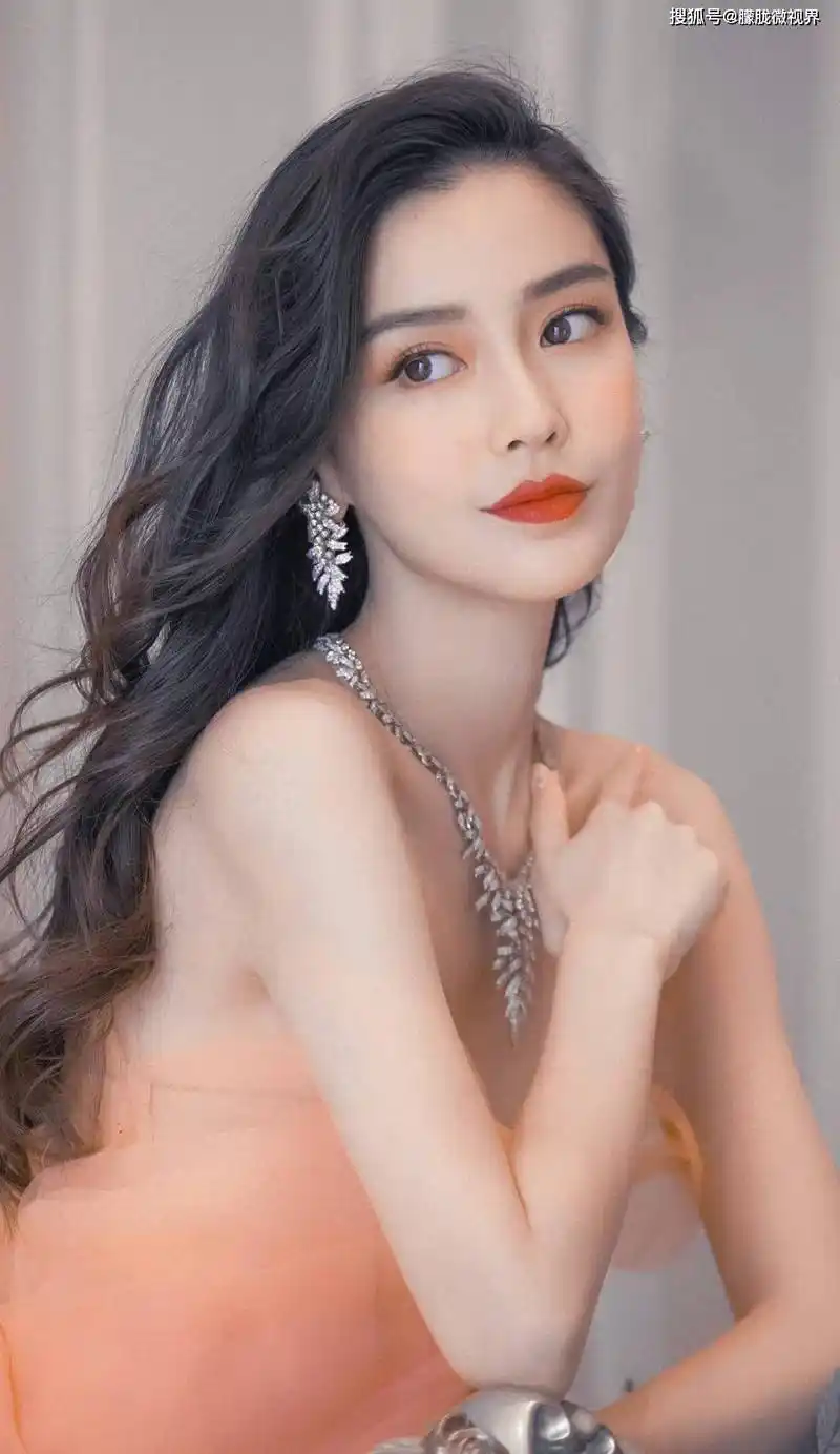 美极了,angelababy拍摄时尚芭莎新图