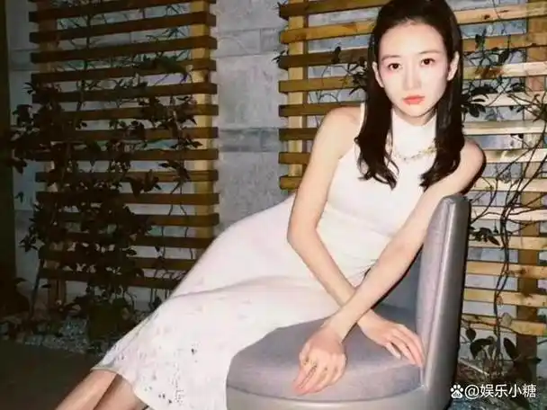 王鸥"戏水照"曝光,看她素颜下真实肌肤,难怪被直男