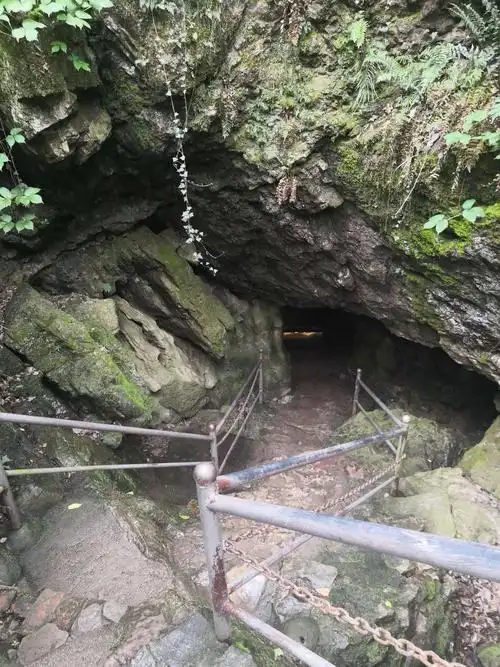安徽含山-褒禅山华阳洞