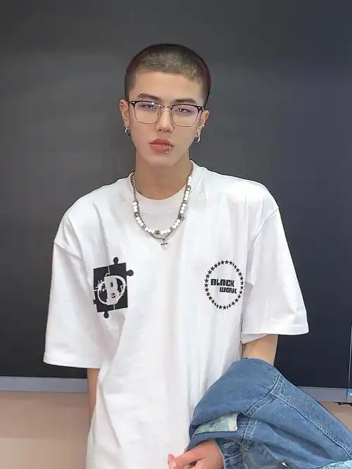 三毫米寸头yyds#唇钉  #穿孔  #寸头