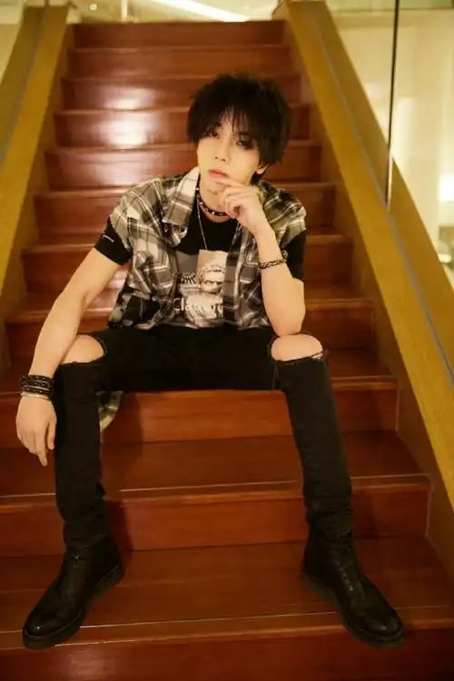 2024华晨宇火星演唱会#hcy#华晨宇#@华晨宇yu  上海滴水湖音乐节2019