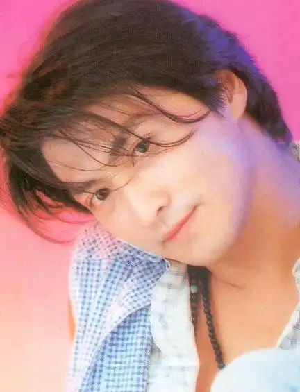 90年代娱乐圈帅哥,港星里郭富城黄家驹帅到掉渣